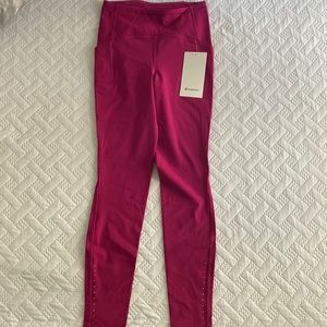 Lululemon “Swift Speed” HR Tight 28”